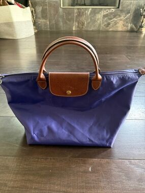 Longchamp Le Pliage Medium Travel Tote